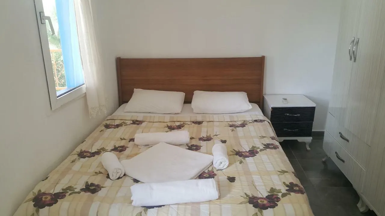 Alfa Apartments Αλικαρνασσός 3*,