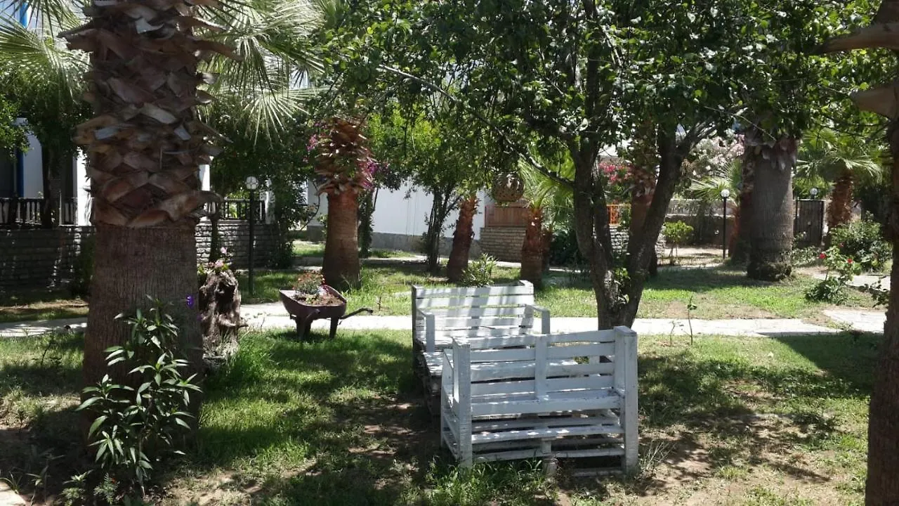 Alfa Apartments Αλικαρνασσός 3*,